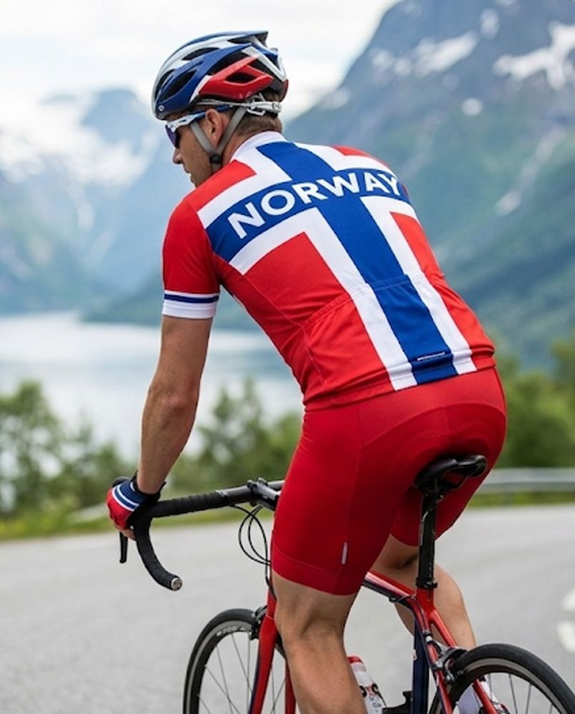 Sykkeltrøye med Norsk flagg